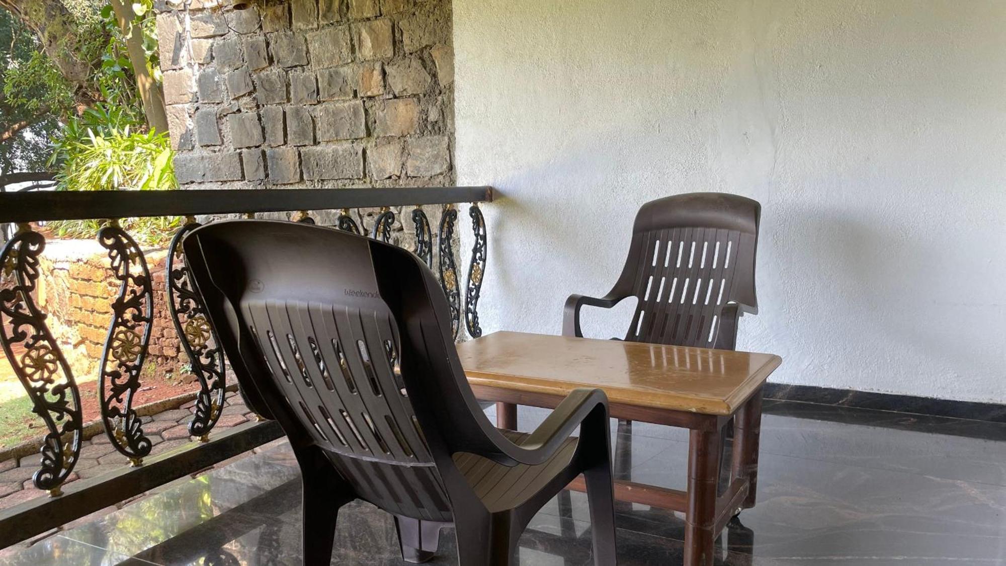 The Green Gate Resort Mulshi Esterno foto